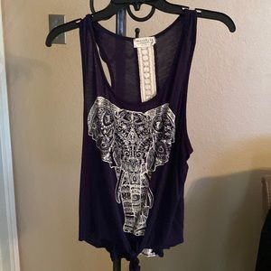 Great condition, size large, razorback tank top